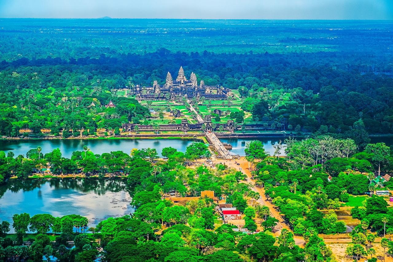 10 most beautiful landmarks in Asia – Most Beautiful Places in the World : The incredible photo capturing a beautiful view. Its tones are striking and blend ideally. The composition looks great, with the features are also extremely sharp.
